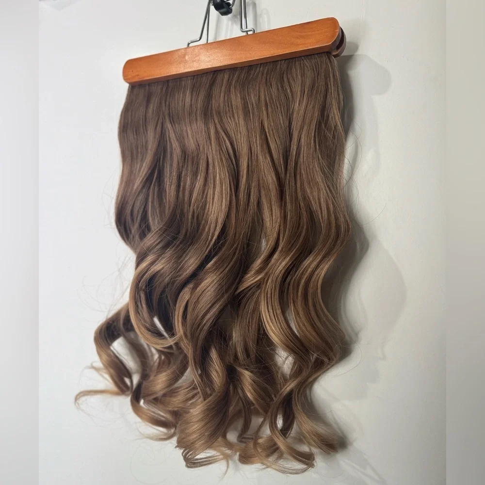 20” Human Hair Blend Clip-In Extensions – Wavy Natural Brown with Caramel Ombre